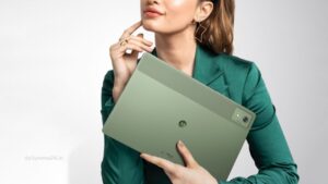 10,200mAh बैटरी और 12GB RAM के साथ Moto Pad 60 Pro हुआ लॉन्च