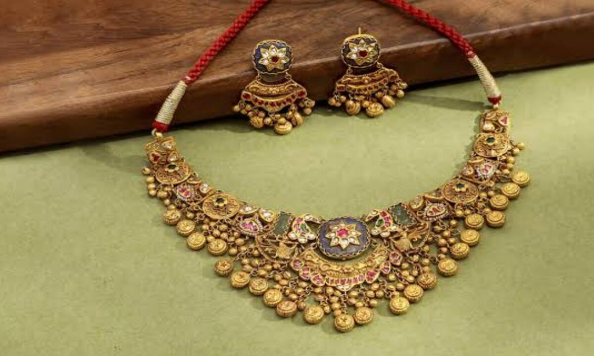 आज सोने की कीमत बढ़ोतरी